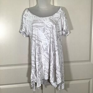 Fresh Produce Made in USA T-Shirt Women's Size Medium 100% Cotton Scoop Neck